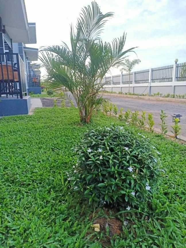 Purada Garden Hotell Khun Han Eksteriør bilde